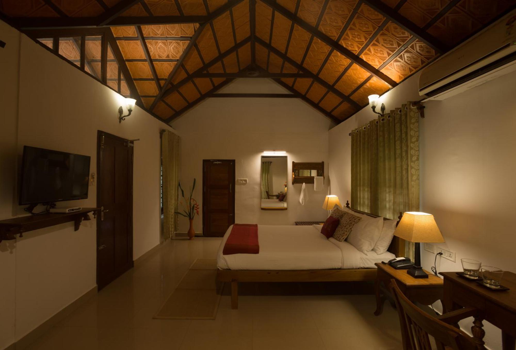 Palmgrove Lake Resort Alappuzha المظهر الخارجي الصورة