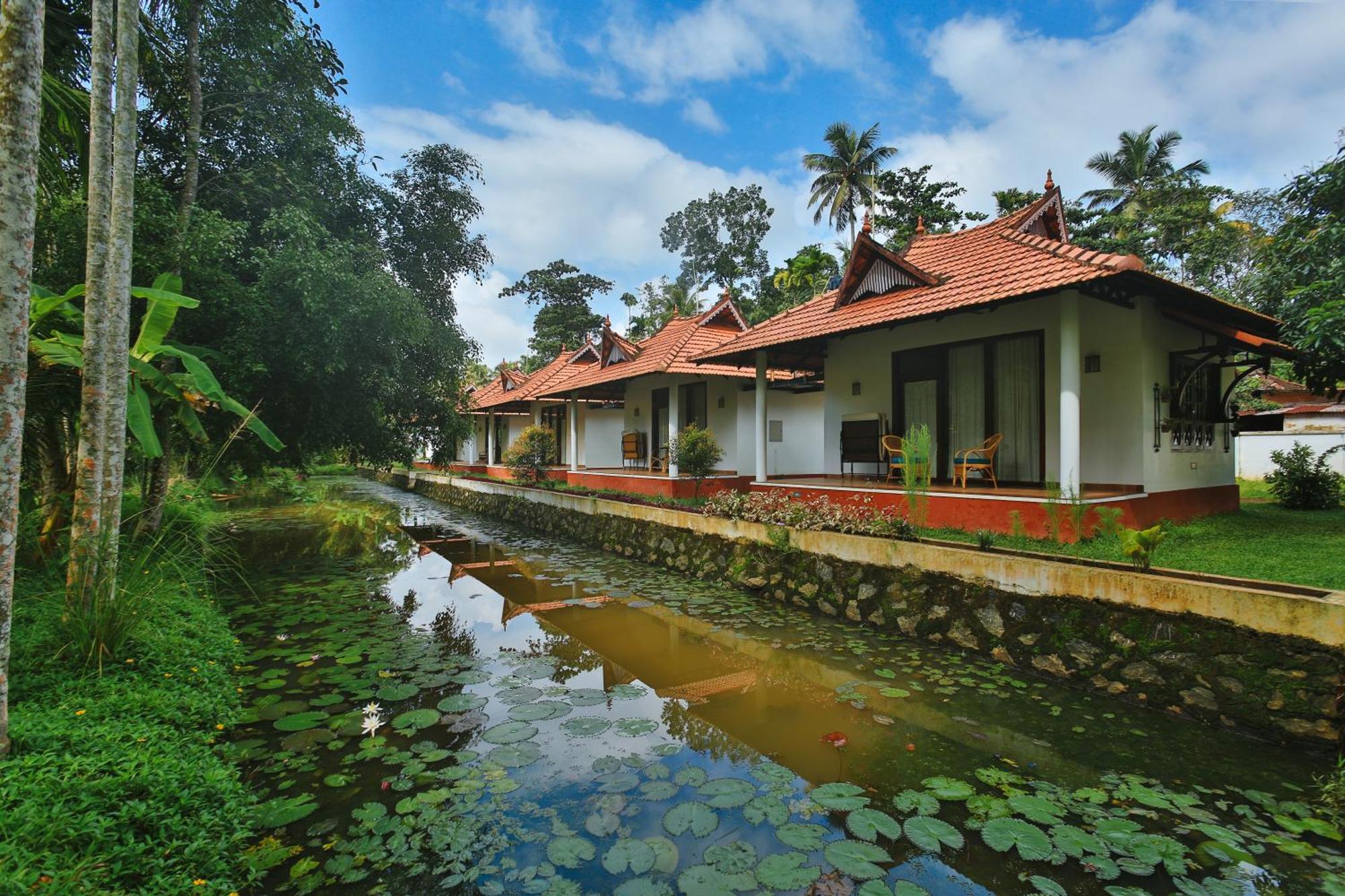 Palmgrove Lake Resort Alappuzha المظهر الخارجي الصورة