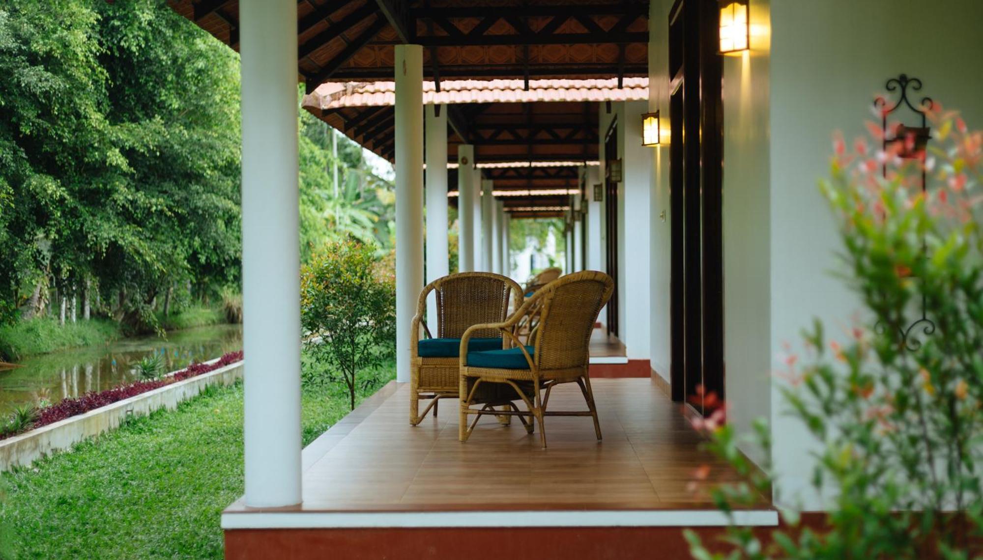 Palmgrove Lake Resort Alappuzha المظهر الخارجي الصورة