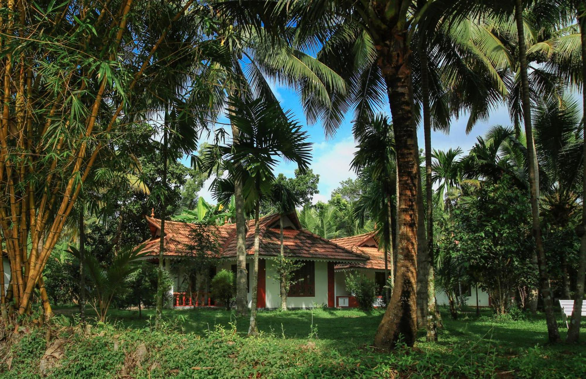 Palmgrove Lake Resort Alappuzha المظهر الخارجي الصورة